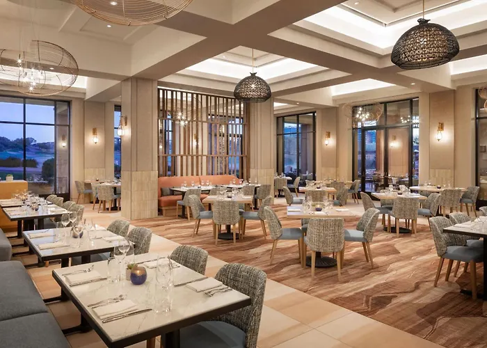 The Westin Kierland & 4*