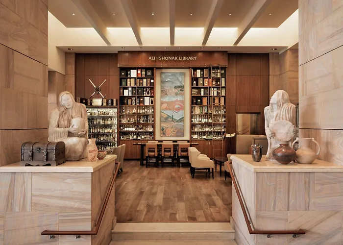 The Westin Kierland & 4*